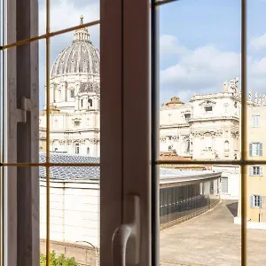 Apartment San Pietro View Point Elegante, Rome